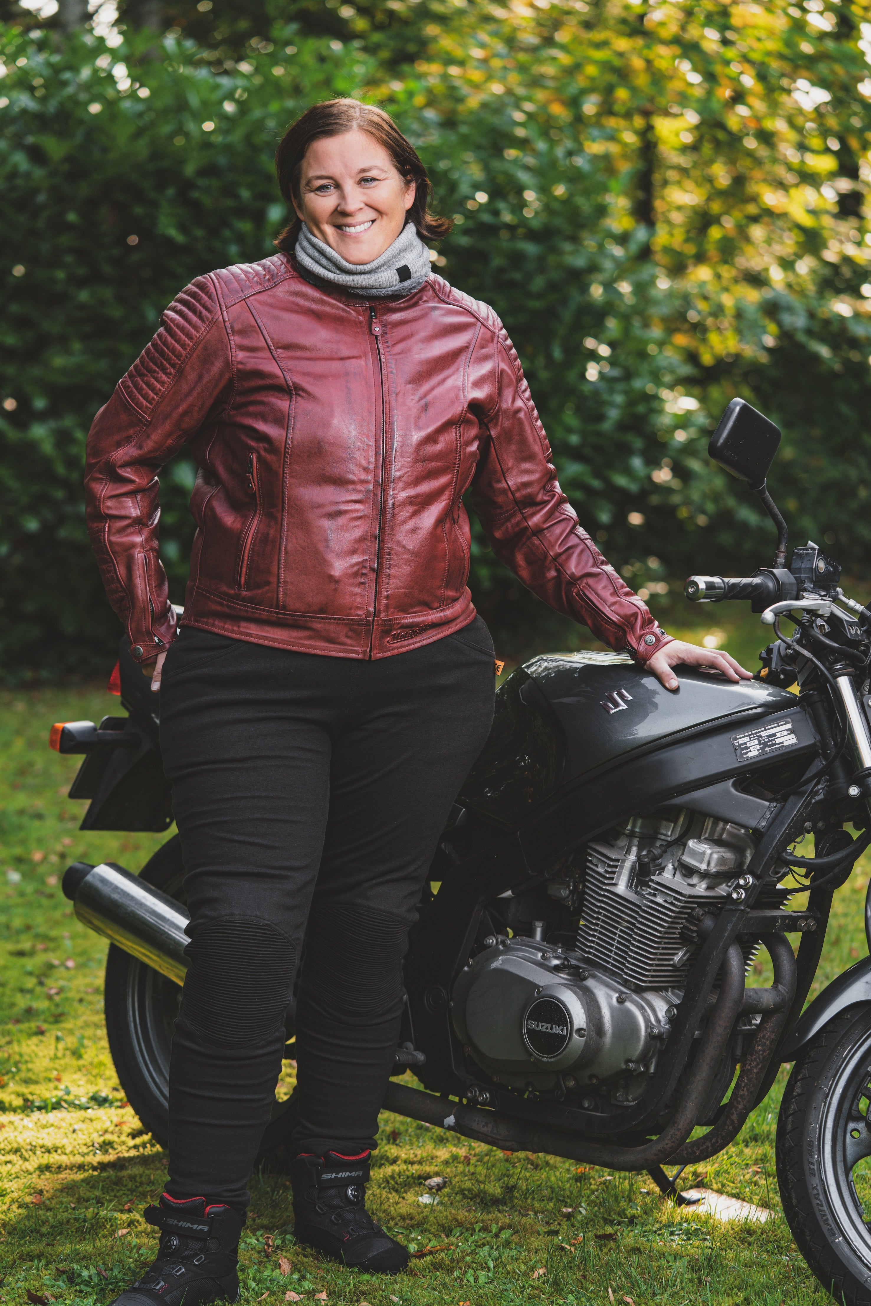 Damen-Motorrad-Leggings mit geripptem Knie-Design